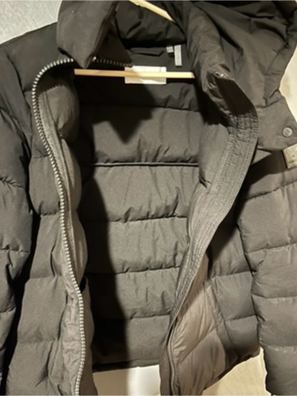 Calvin Klein Black Jacket with Hood - 7 degree warmth factor - new with tags - Picture 3 of 6